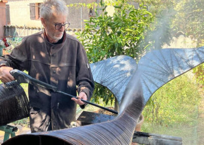 Réalisation queue baleine par l'artiste sculpteur Calou à Mougins
